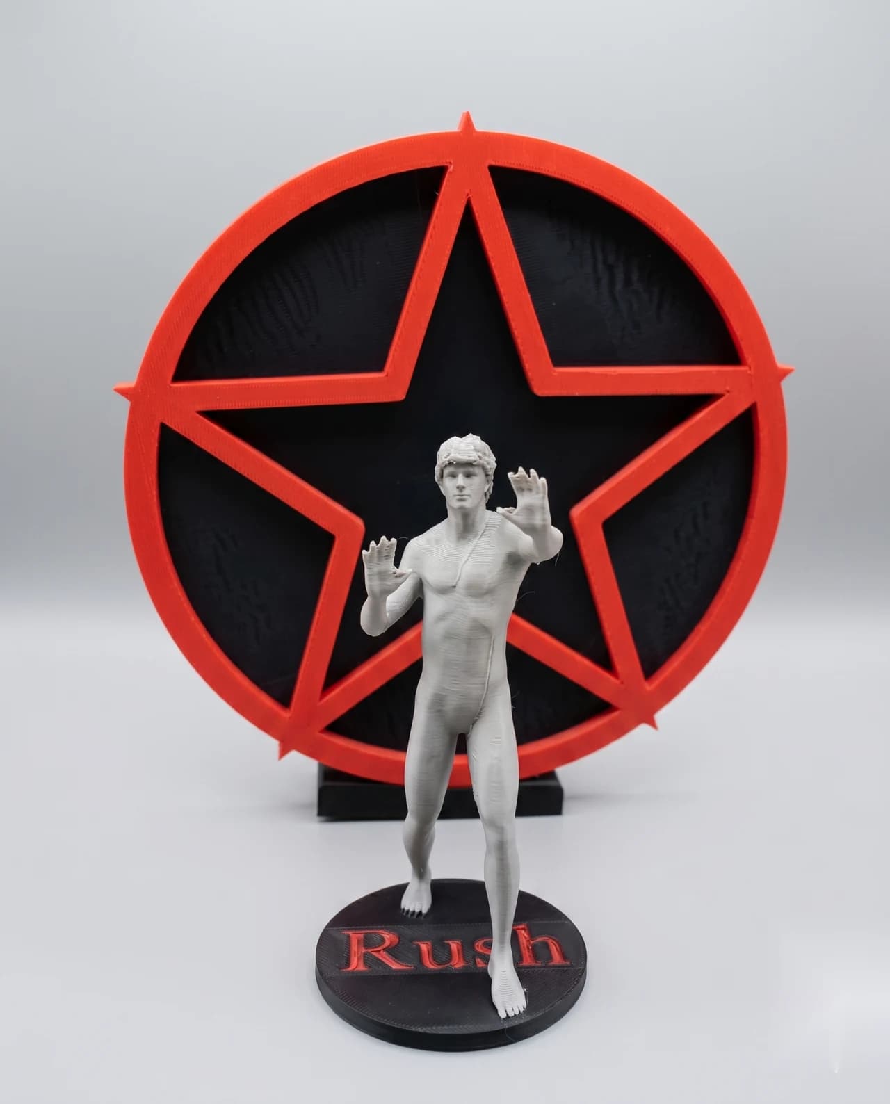 Escultura Artesanal Figura na Estrela