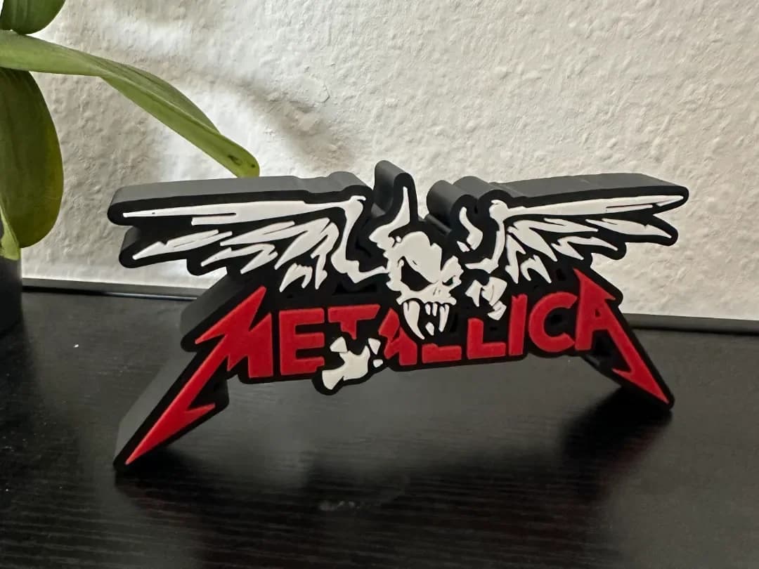 Escultura Artesanal Logo Caveira com Asas